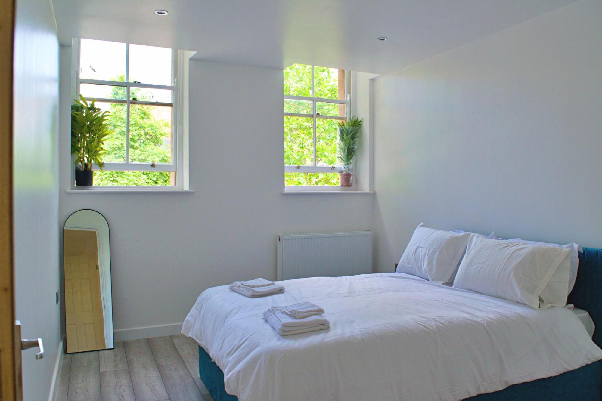 Beautiful Flat Near Central London - Entire Flat - Equipped Kitchen - Private Bathroom المظهر الخارجي الصورة