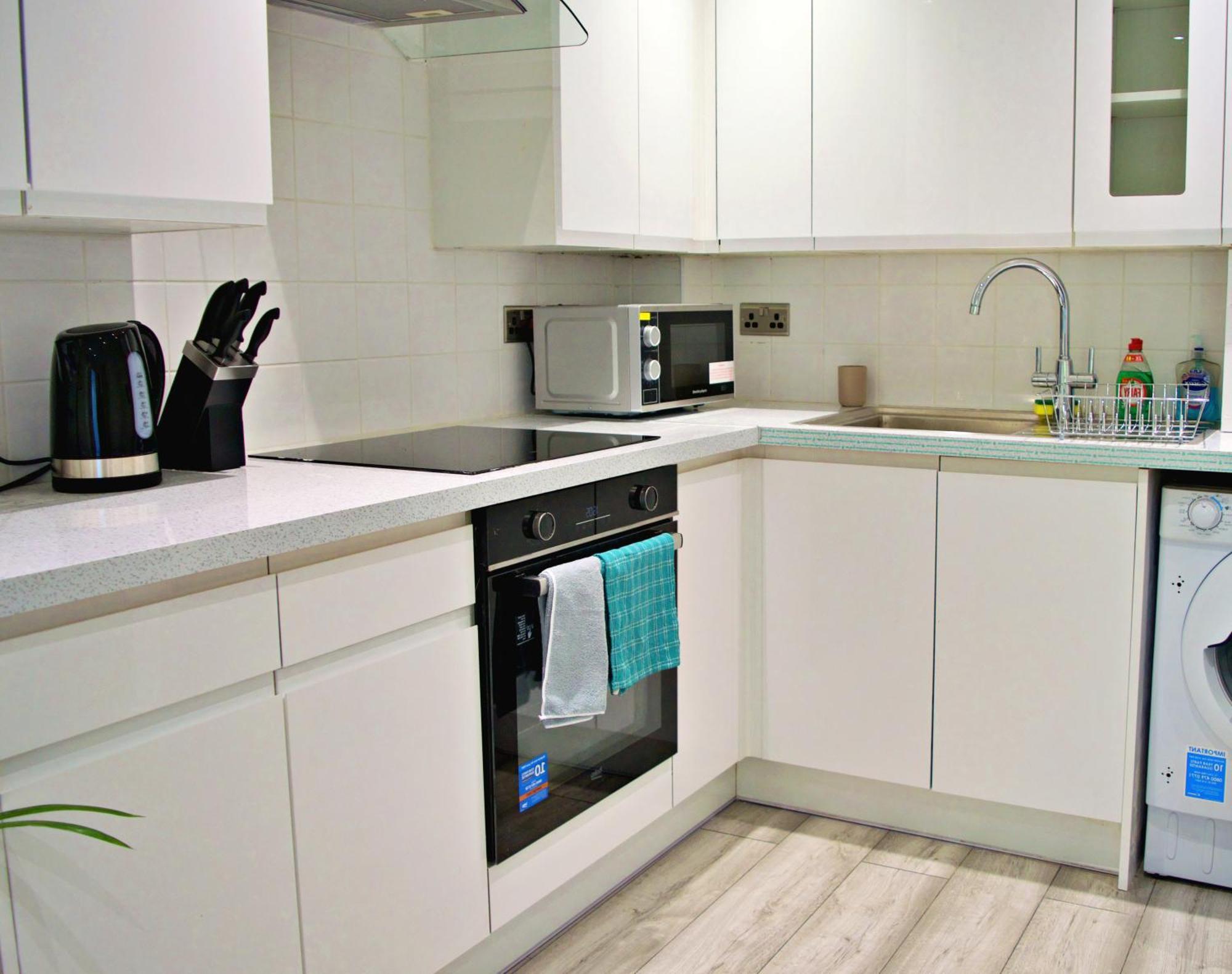 Beautiful Flat Near Central London - Entire Flat - Equipped Kitchen - Private Bathroom المظهر الخارجي الصورة