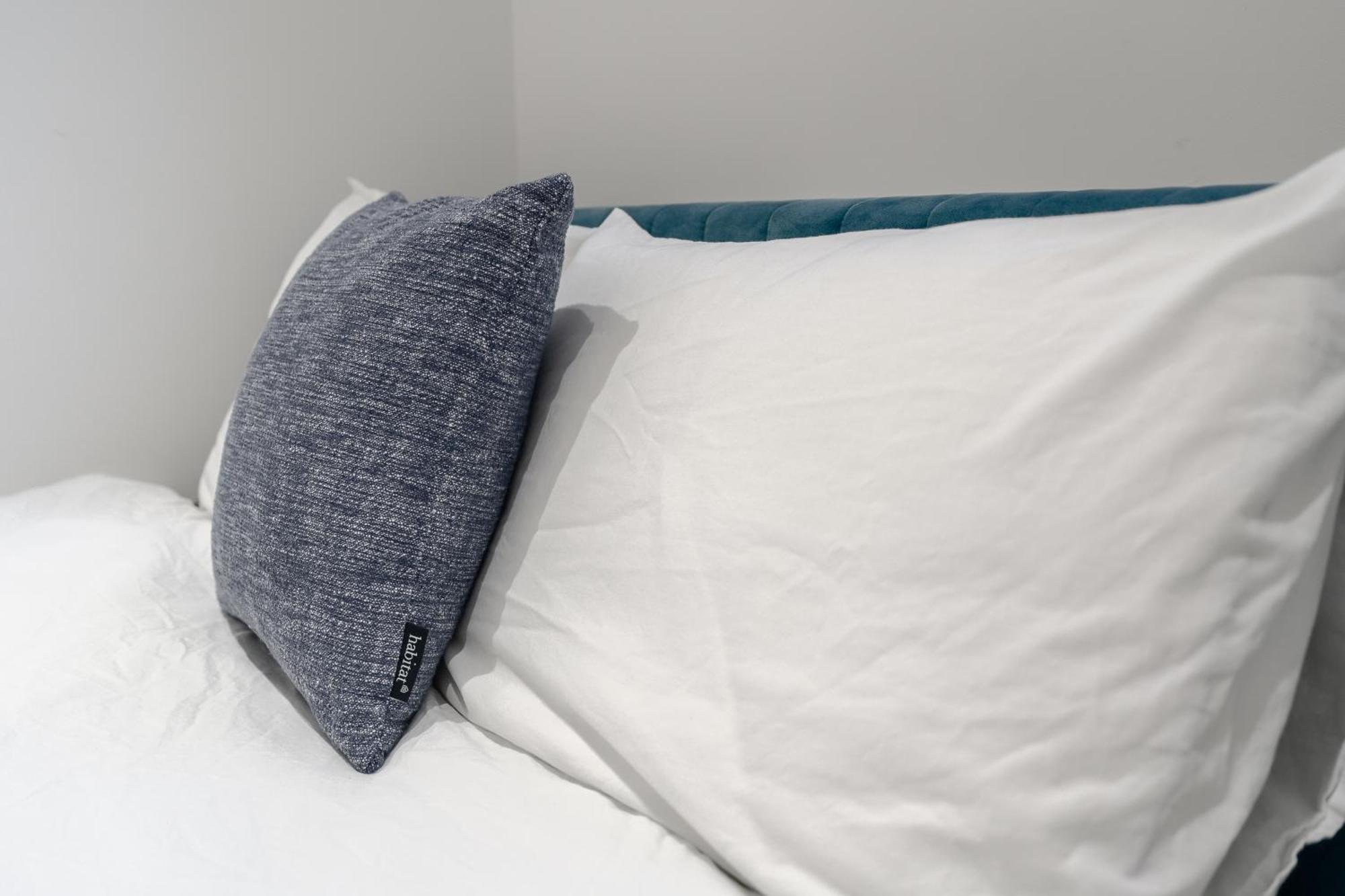 Beautiful Flat Near Central London - Entire Flat - Equipped Kitchen - Private Bathroom المظهر الخارجي الصورة