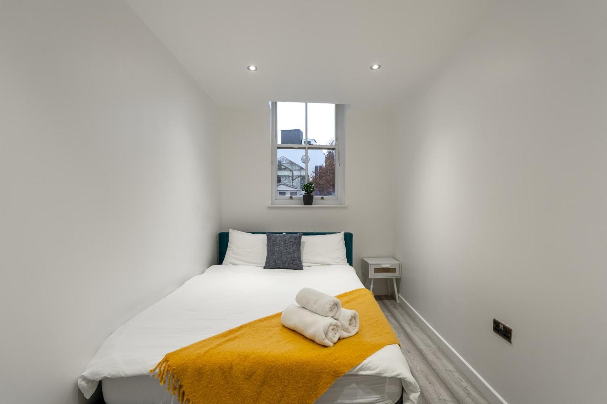 Beautiful Flat Near Central London - Entire Flat - Equipped Kitchen - Private Bathroom المظهر الخارجي الصورة