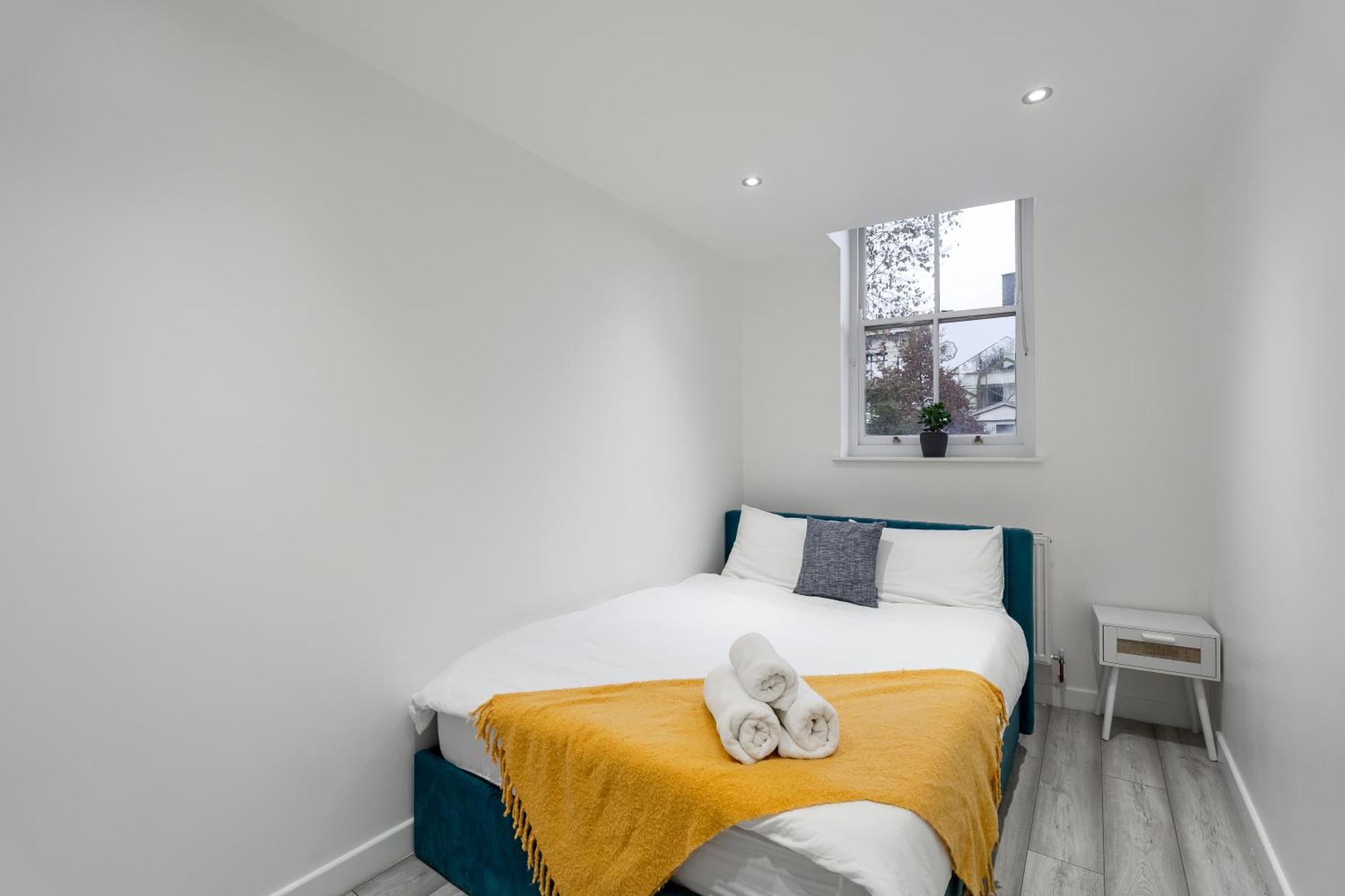 Beautiful Flat Near Central London - Entire Flat - Equipped Kitchen - Private Bathroom المظهر الخارجي الصورة